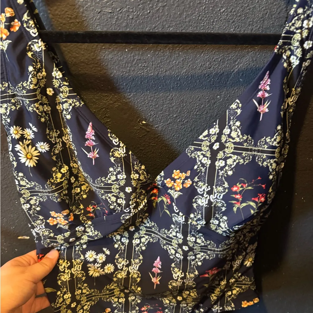 Juniors Agua Bendita Floral One Piece - Navy Blue with Flowers - Image 2