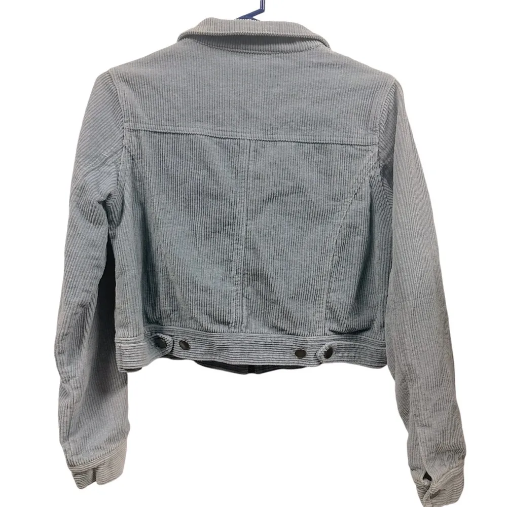 Newberry Kustom Blue Corduroy Cropped Button Up Jacket with Pockets Medium - Image 6