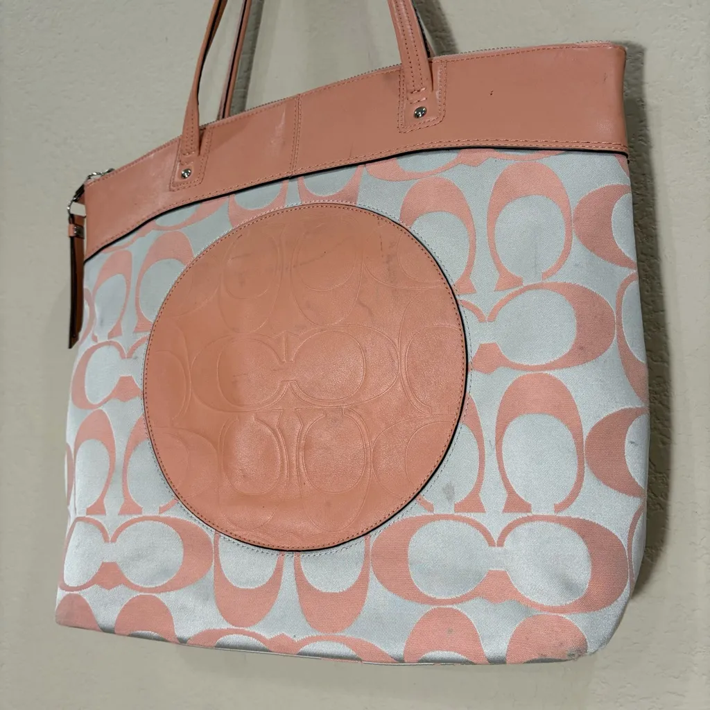 COACH Tote Signature C Peach Pink Beige Shopper Laura Purse Logo Casual Minimal - Image 2