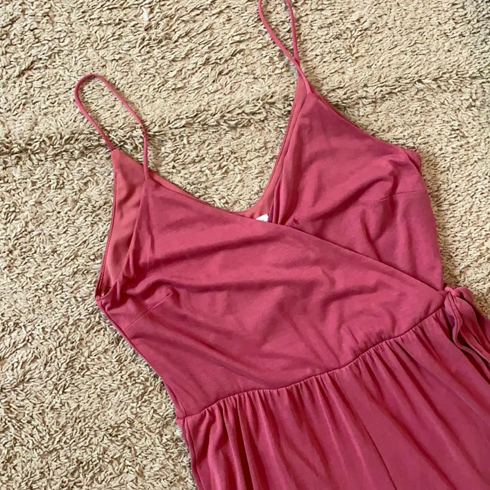 Such an adorable jumpsuit. Worn once. - Image 3