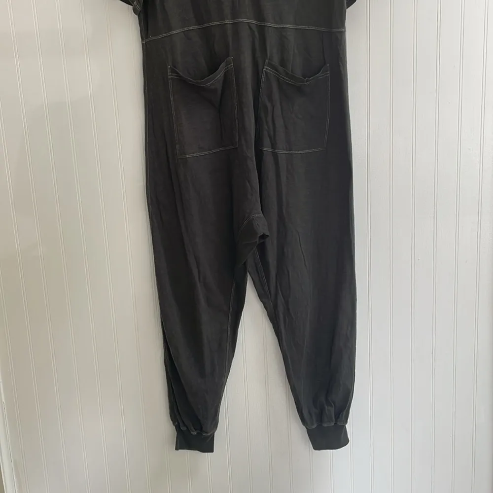 NATURAL LIFE Charlie Cotton V-Neck Jumpsuit Romper in Charcoal Gray Size XS - Image 6