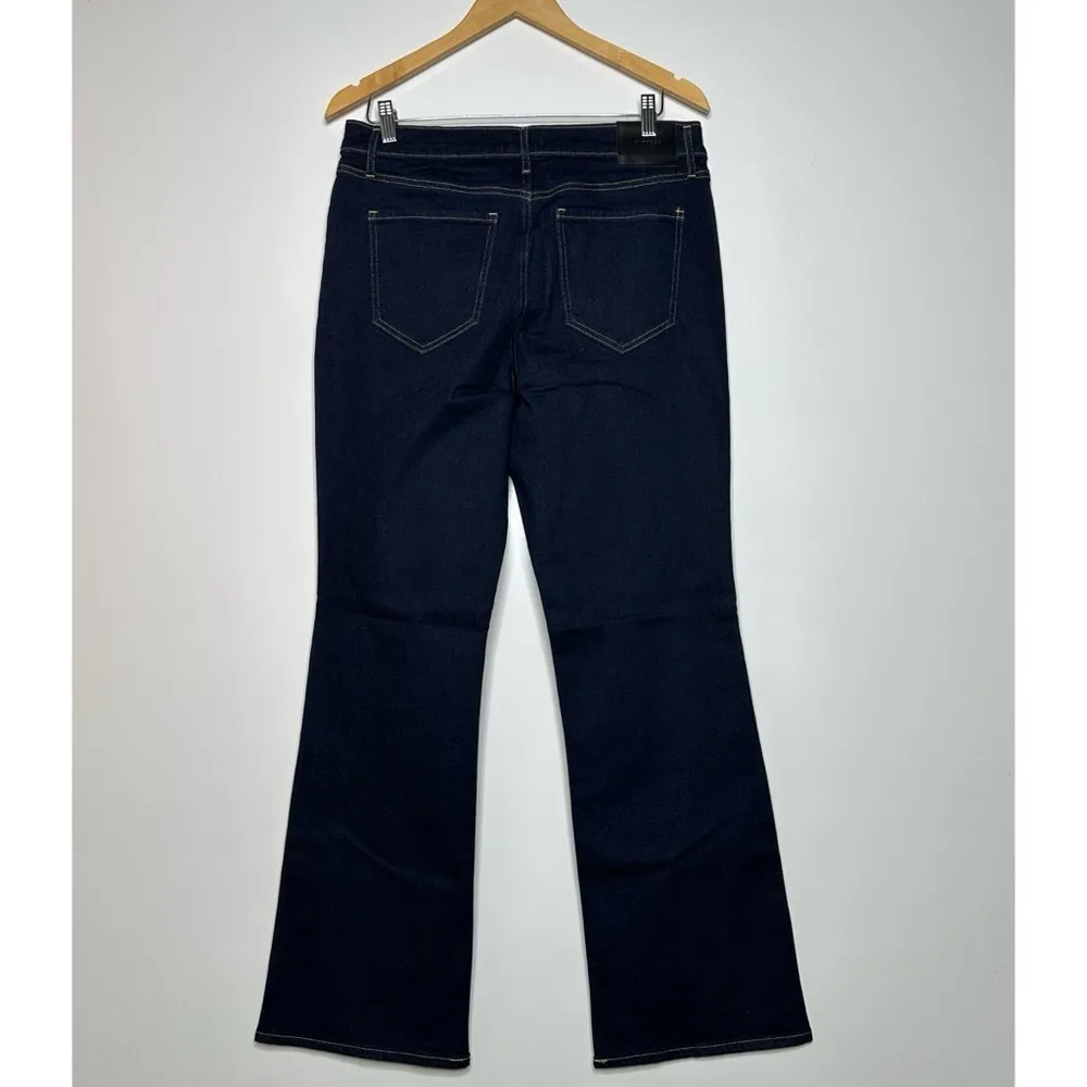 Express NWT Mid Rise Rinse Bootcut Jeans in Dark Wash Size 10 - Image 4