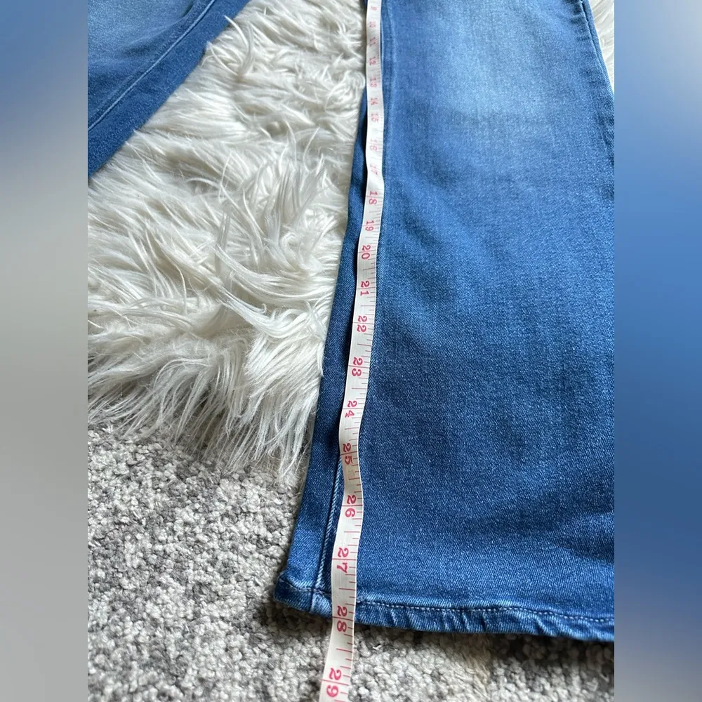 Old Navy mid-rise WOW bootcut jeans - Image 9