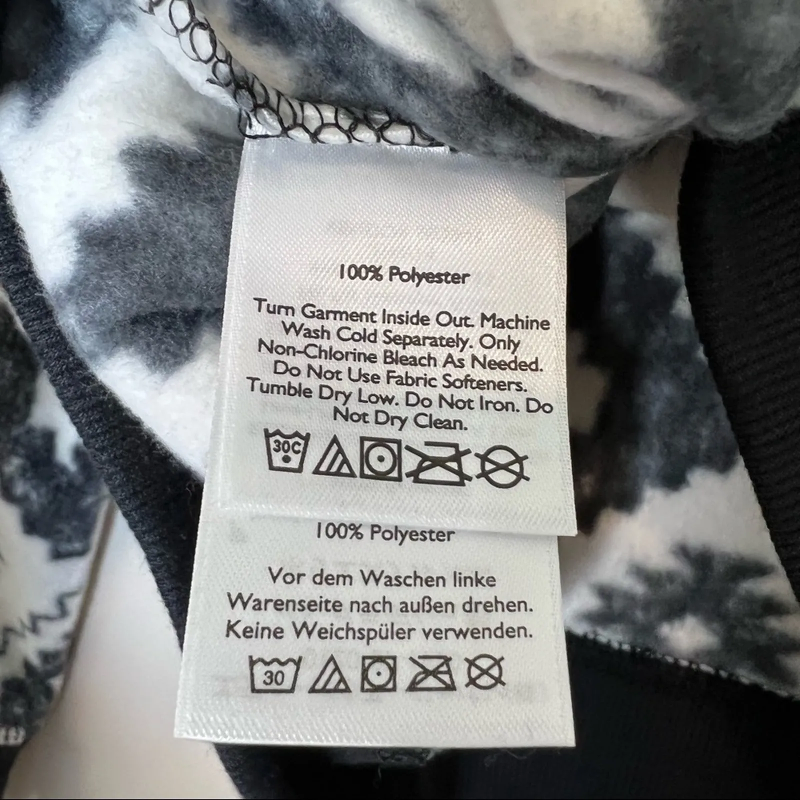 Eddie Bauer sweatshirt M black white crew geometric print fleece pullover - Image 9