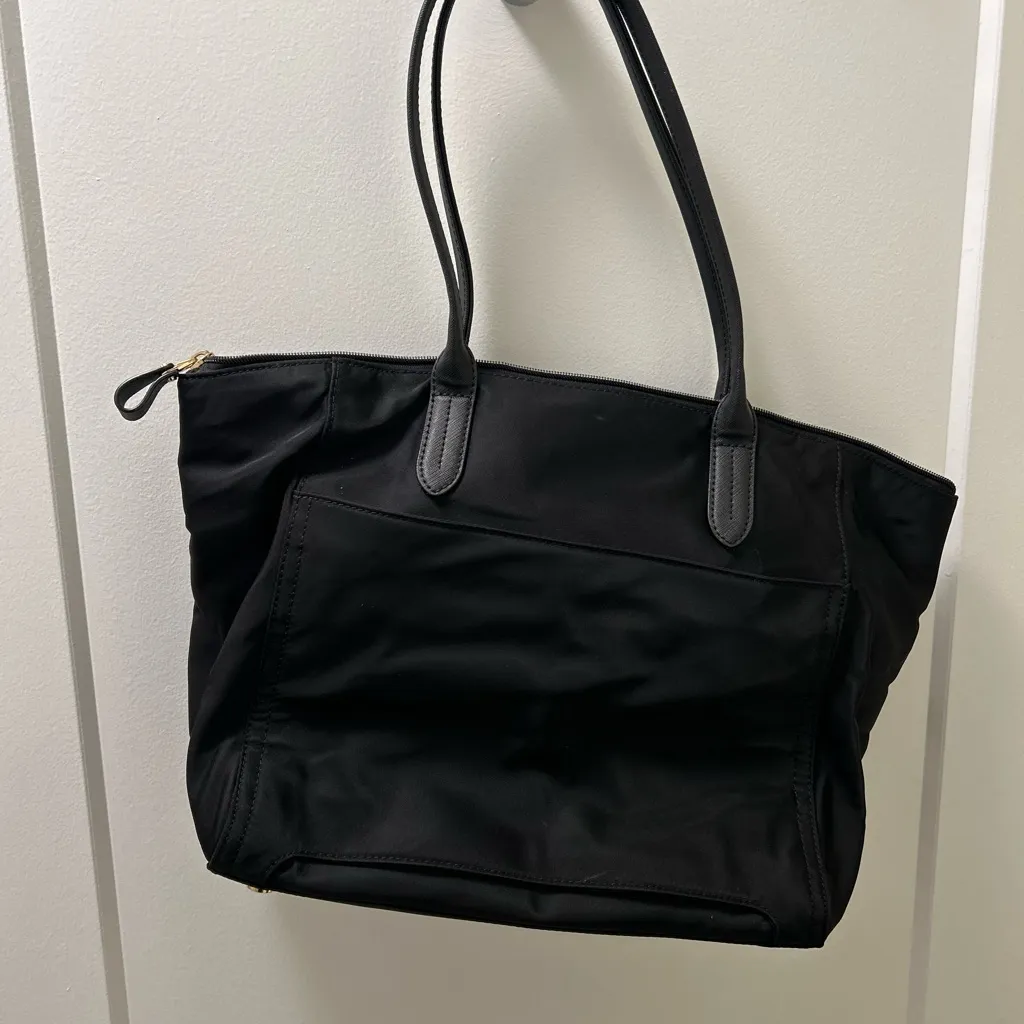 Michael Kors Black Tote with Gold Accents - Image 4