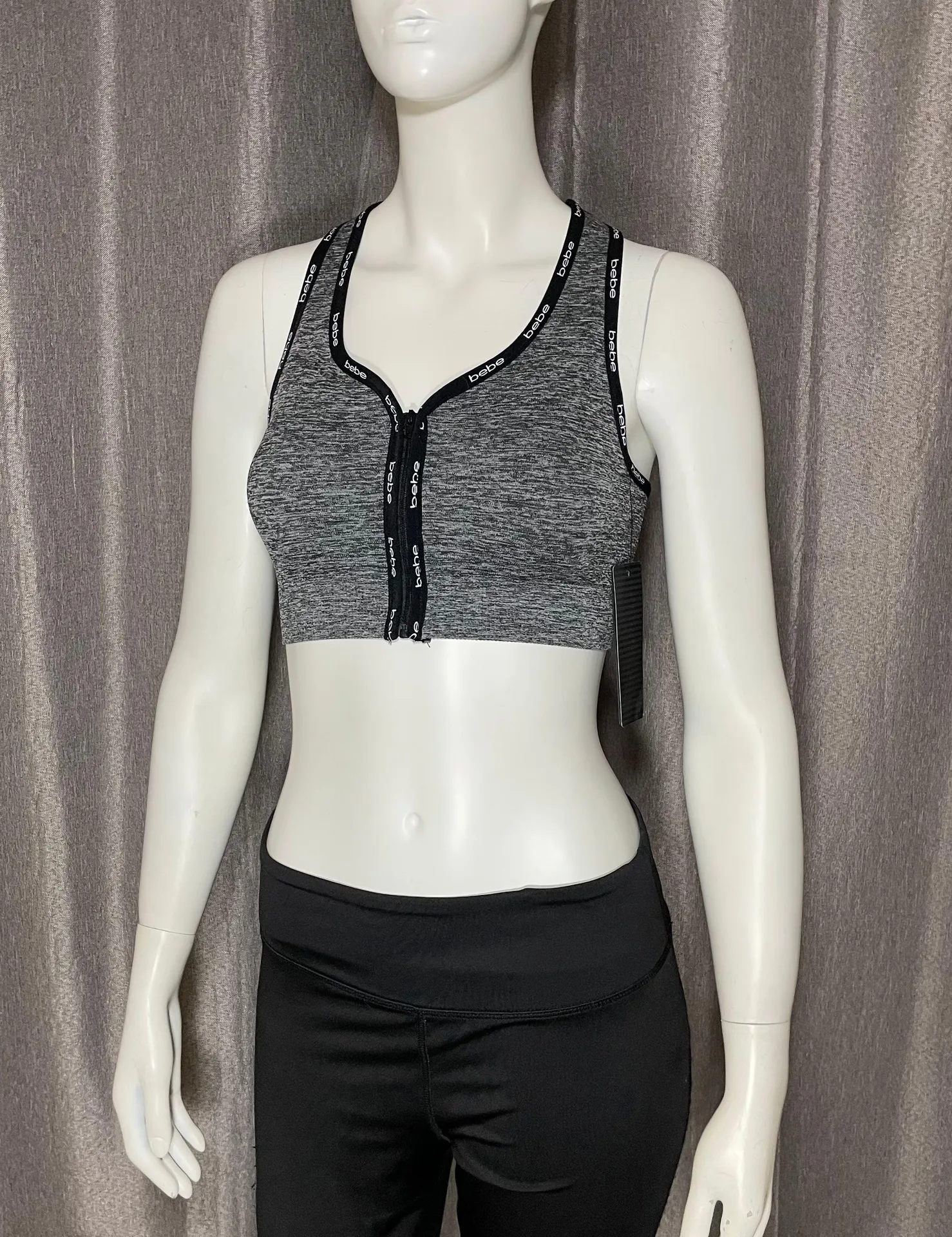 Sport Women's Front Zip Seamless Mini Logo Tape Sports Bra - Image 2