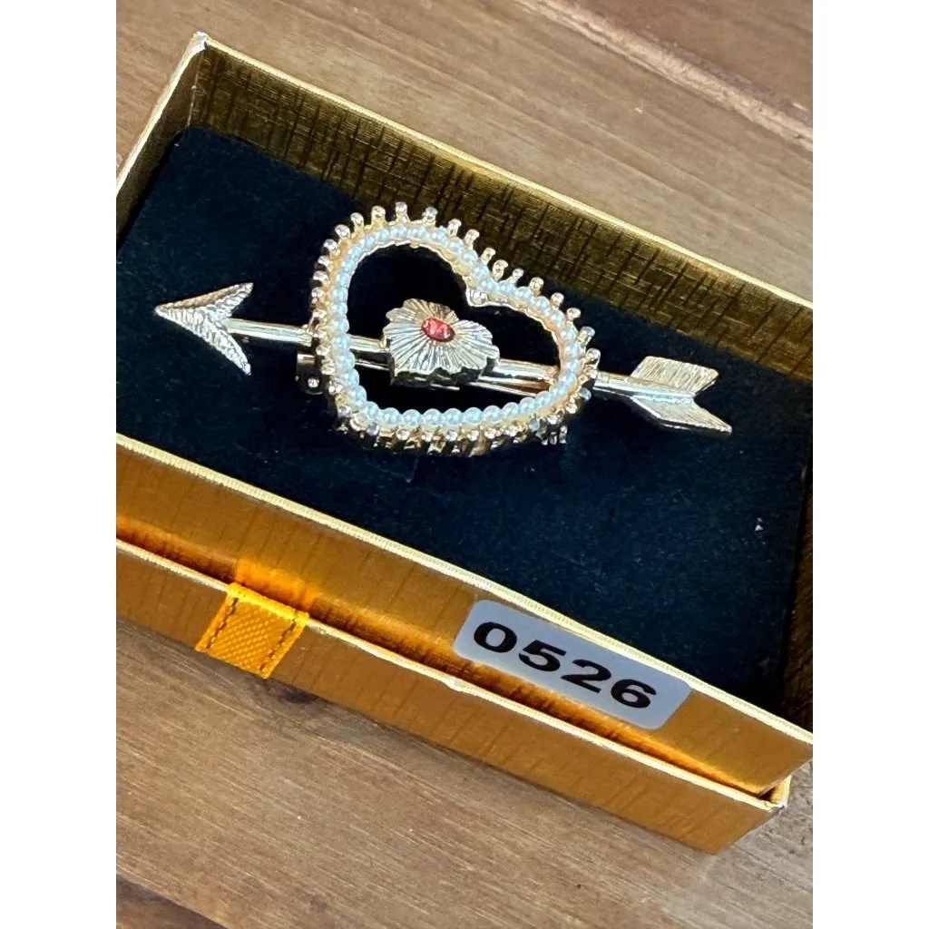 Vintage Gold Tone Pearl Heart & Arrow Brooch With Red Crystal Flower Pin In Gift - Image 4
