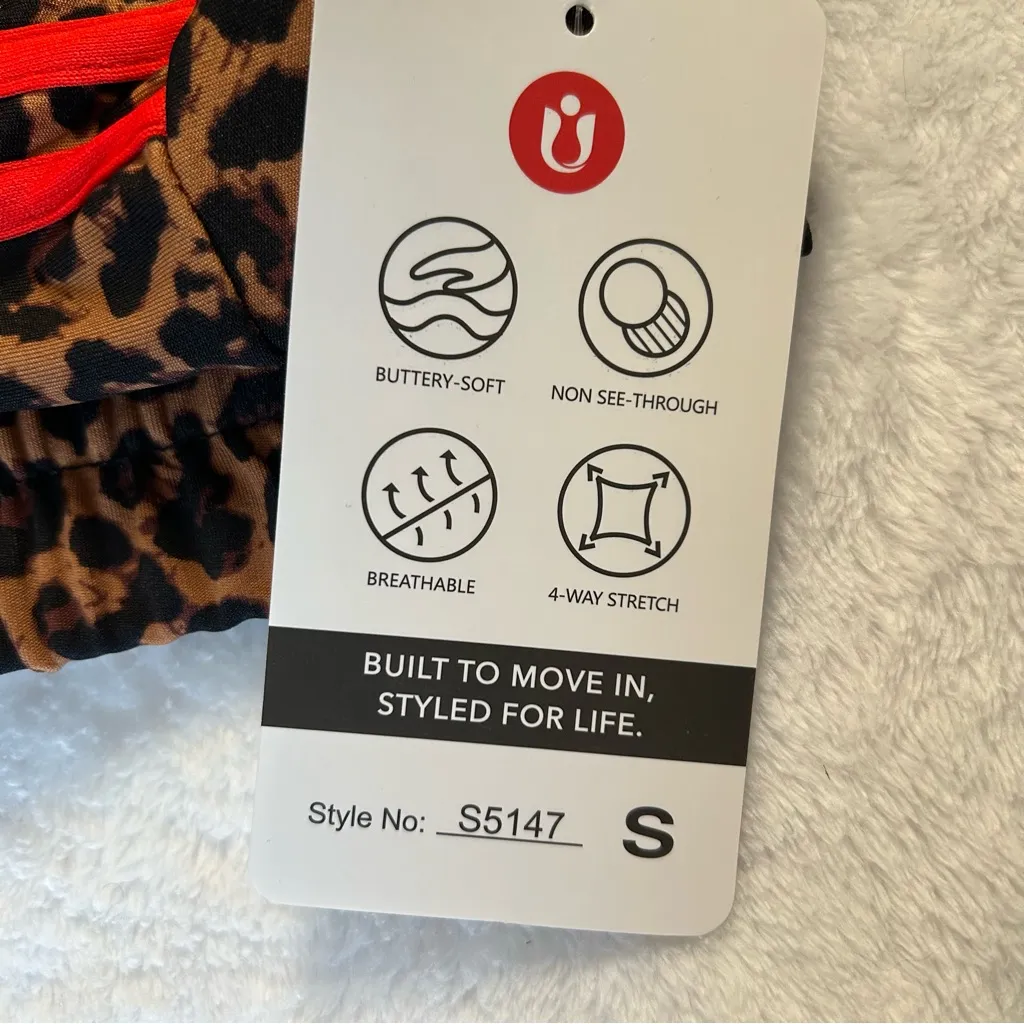 Otos Leopard Print Cropped zip up hoodie with Red Accents Brown - Image 3