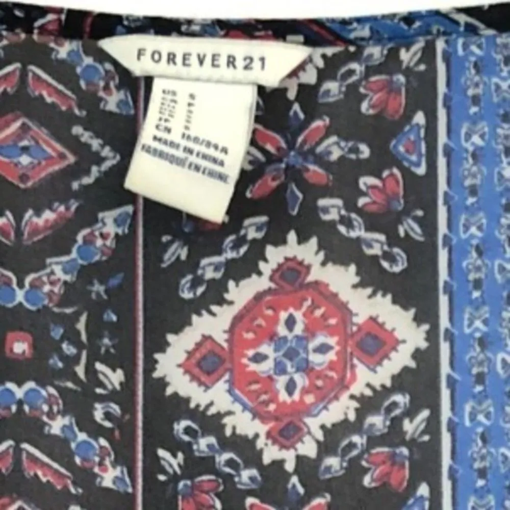 FOREVER 21 Black Pink Boho Floral Striped Sheer Cropped Crop Top JUNIORS Small S - Image 3