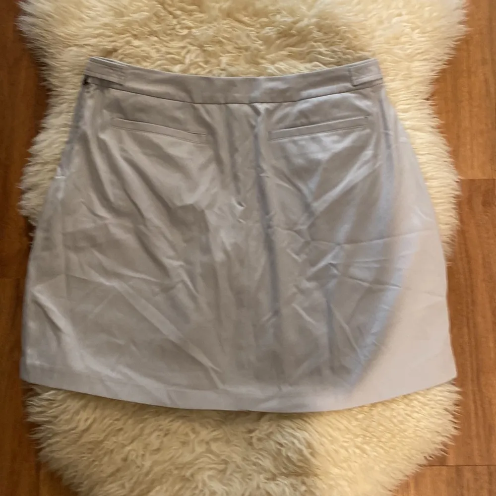 Lily’s of Beverly Hills Light Gray Stretchy Women’s Skort Sz 10 Athleisure - Image 51