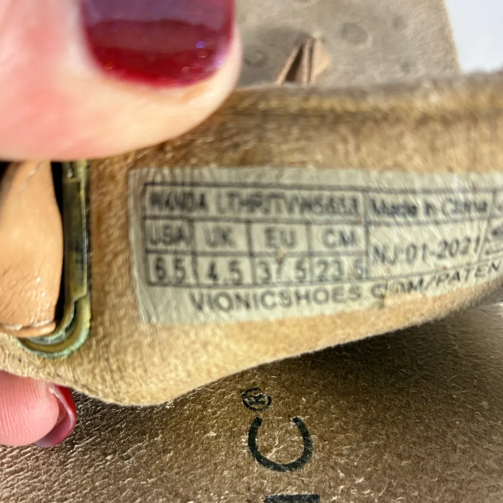 Vionic Women's Beige Leather Sandals - Image 8