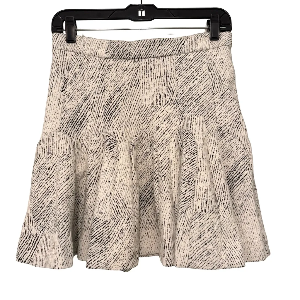 NWT, Banana Republic Flare Peplum Mini Skirt White Black, Sz 2 - Image 4
