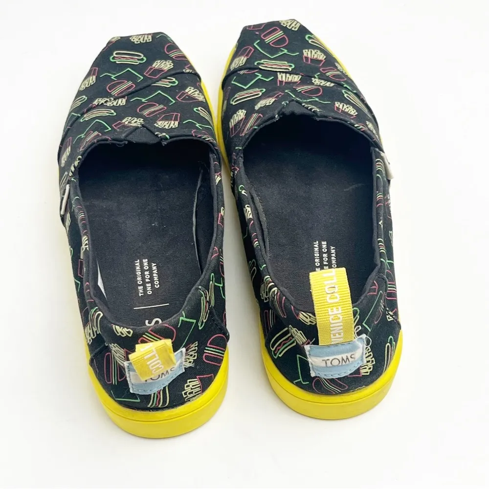 TOMS VENICE COLLECTION Black Late Night Food Run Slip On Canvas Shoes, Size 8.5 - Image 6