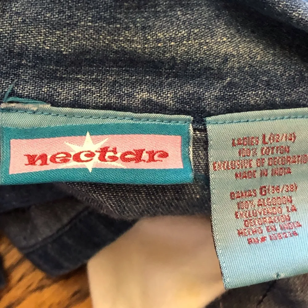 Embroidered Denim Shirt Jacket Shacket by Nectar Size Medium 12-14 - Image 7