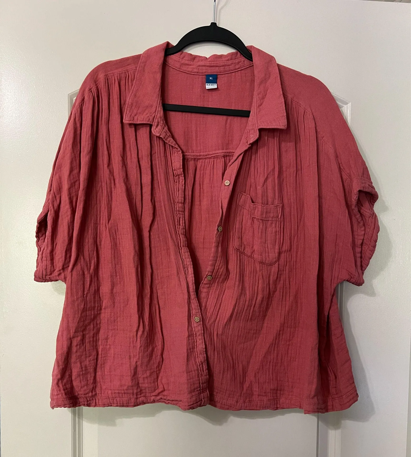 Old navy top - Image 2