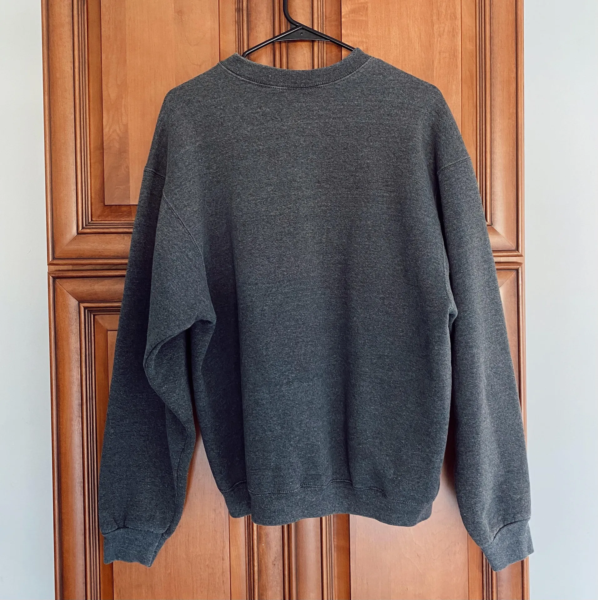 dark gray crewneck Size XL - Image 2