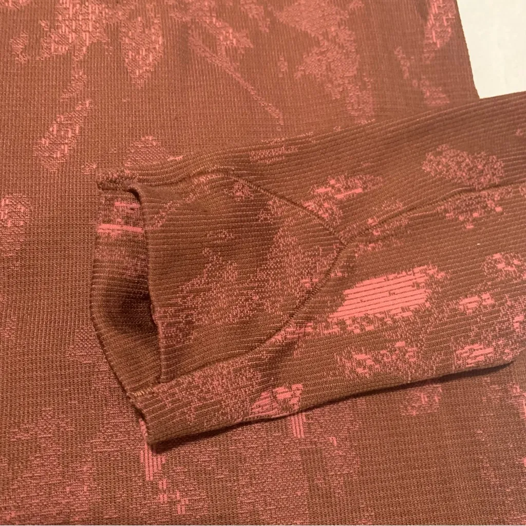 Lululemon size 4 swiftly tech Brown Long Sleeve Women's Top waist length - Image 9