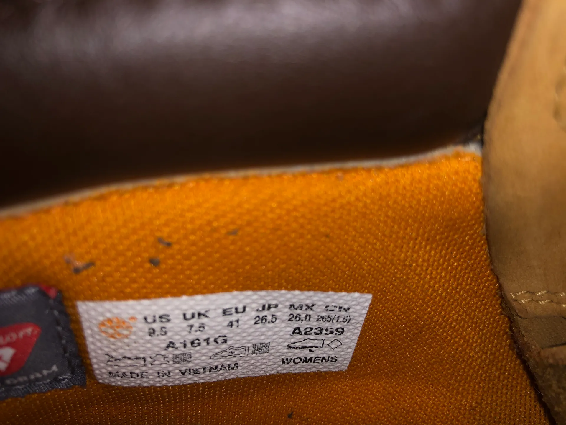 Timberland Classic Boot - Image 6