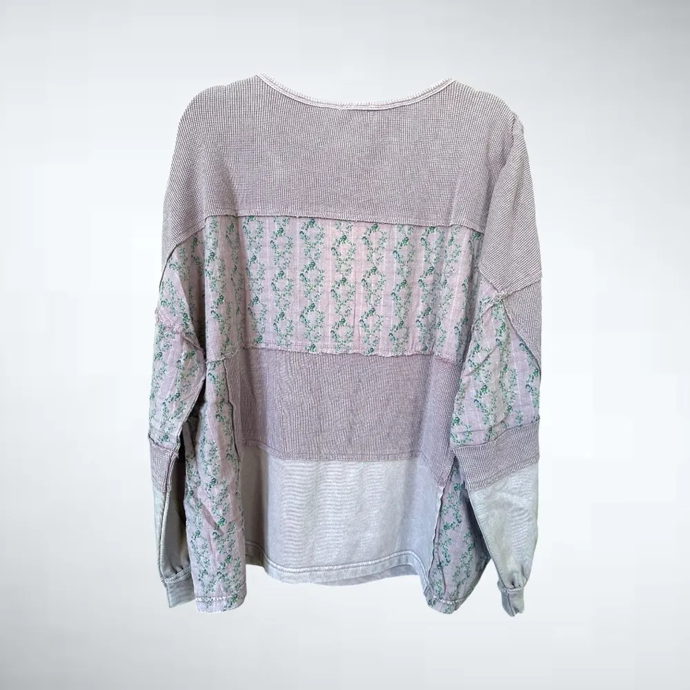 Size 1X Easel Waffle Knit Cotton Floral Top in Vintage Mauve - Image 4