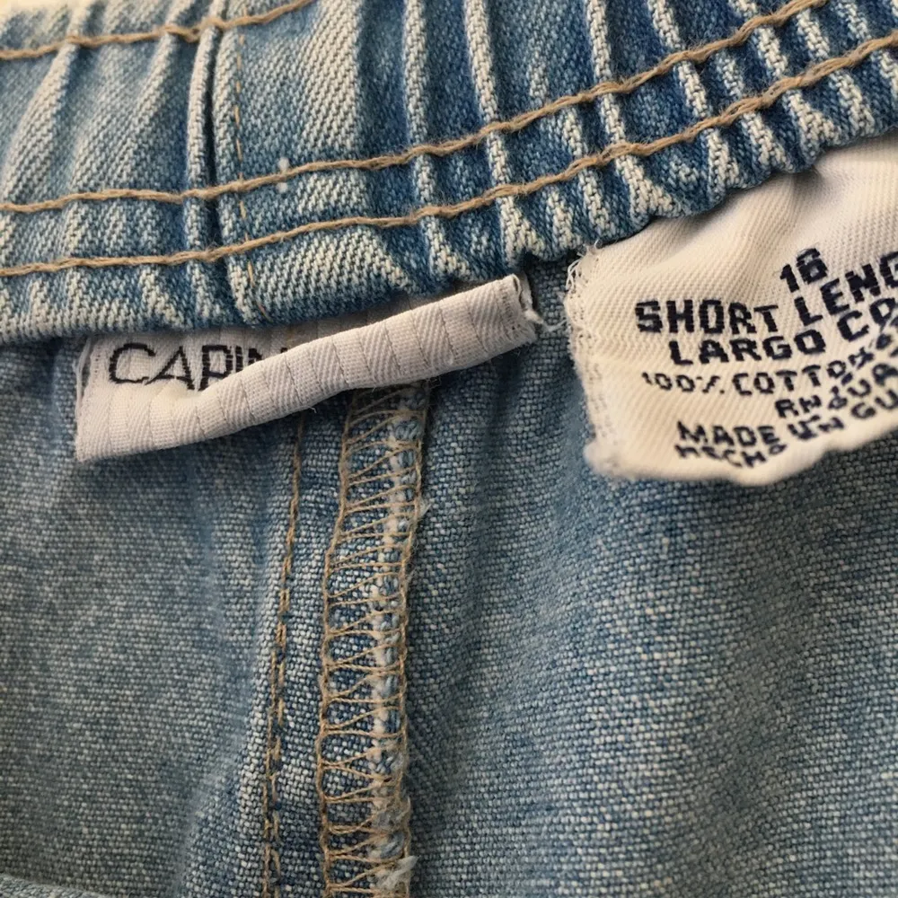 Cabin creek FINAL MARKDOWN Ladies  jeans 16 short - Image 4