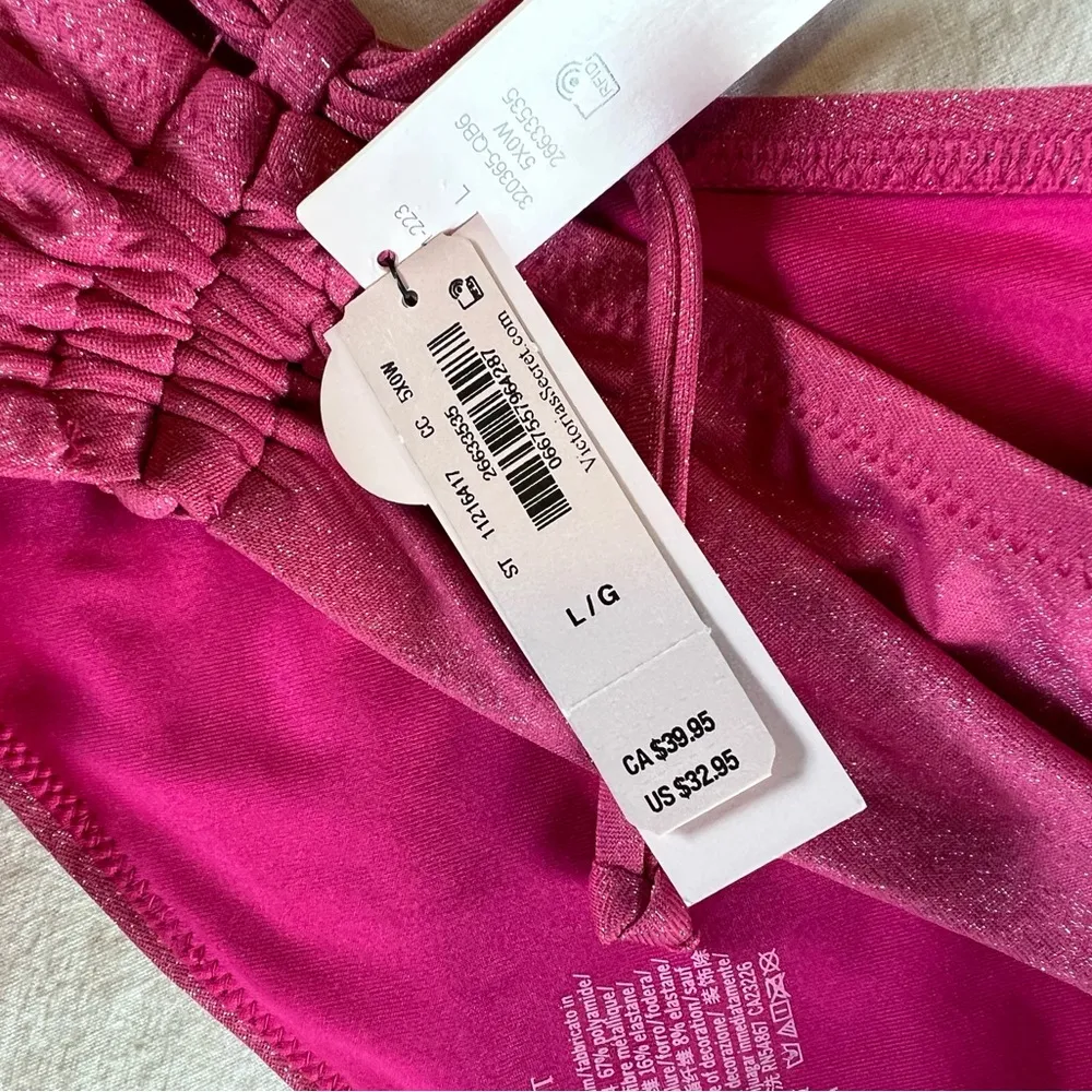 NWT Victoria’s Secret swimsuit. Size 32D top/large bottom - Image 8