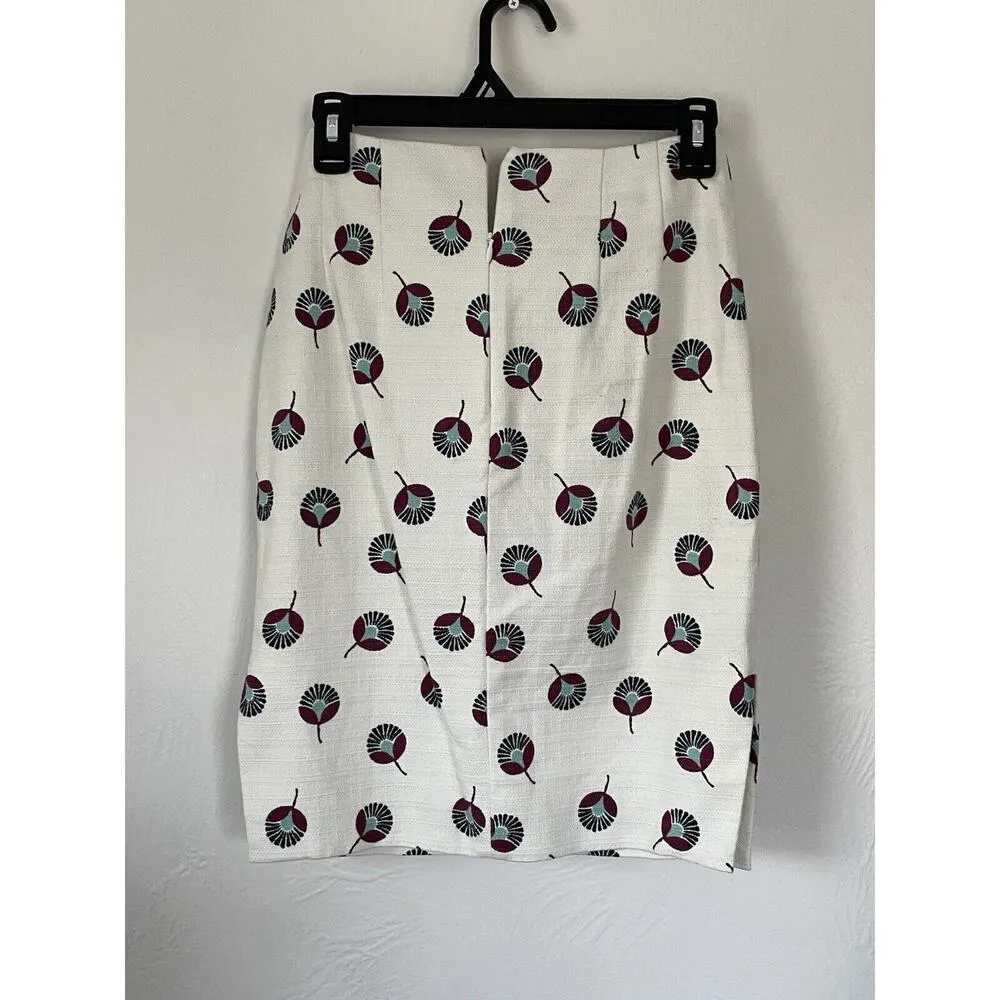 Ann Taylor‎ LOFT Women's Size 2 White Multi-Color Floral Woven Pencil Skirt - Image 5