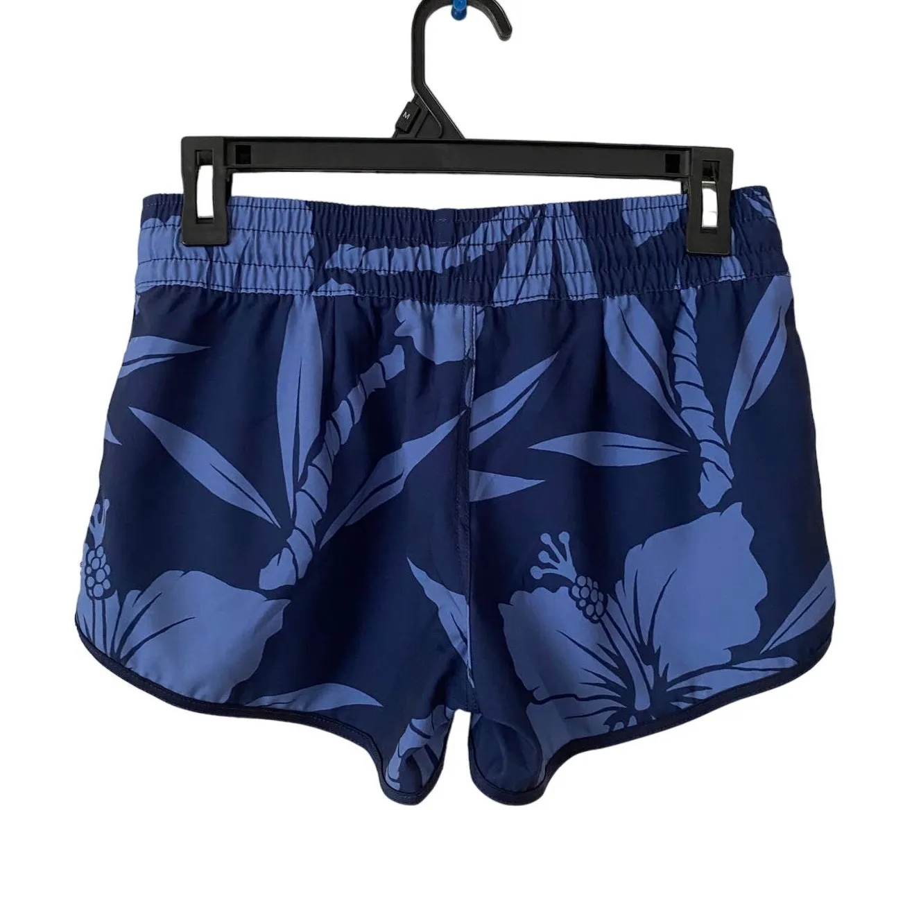 NWT Navy Blue Hawaiian Flowers Favant Stretchy Hibiscus Shorts - Image 2