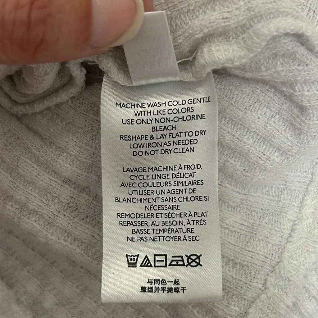 Urban Outfitters Pale Gray Cropped Half Puff Sleeve Ribbed Knit Twist Lena Top - Image 8