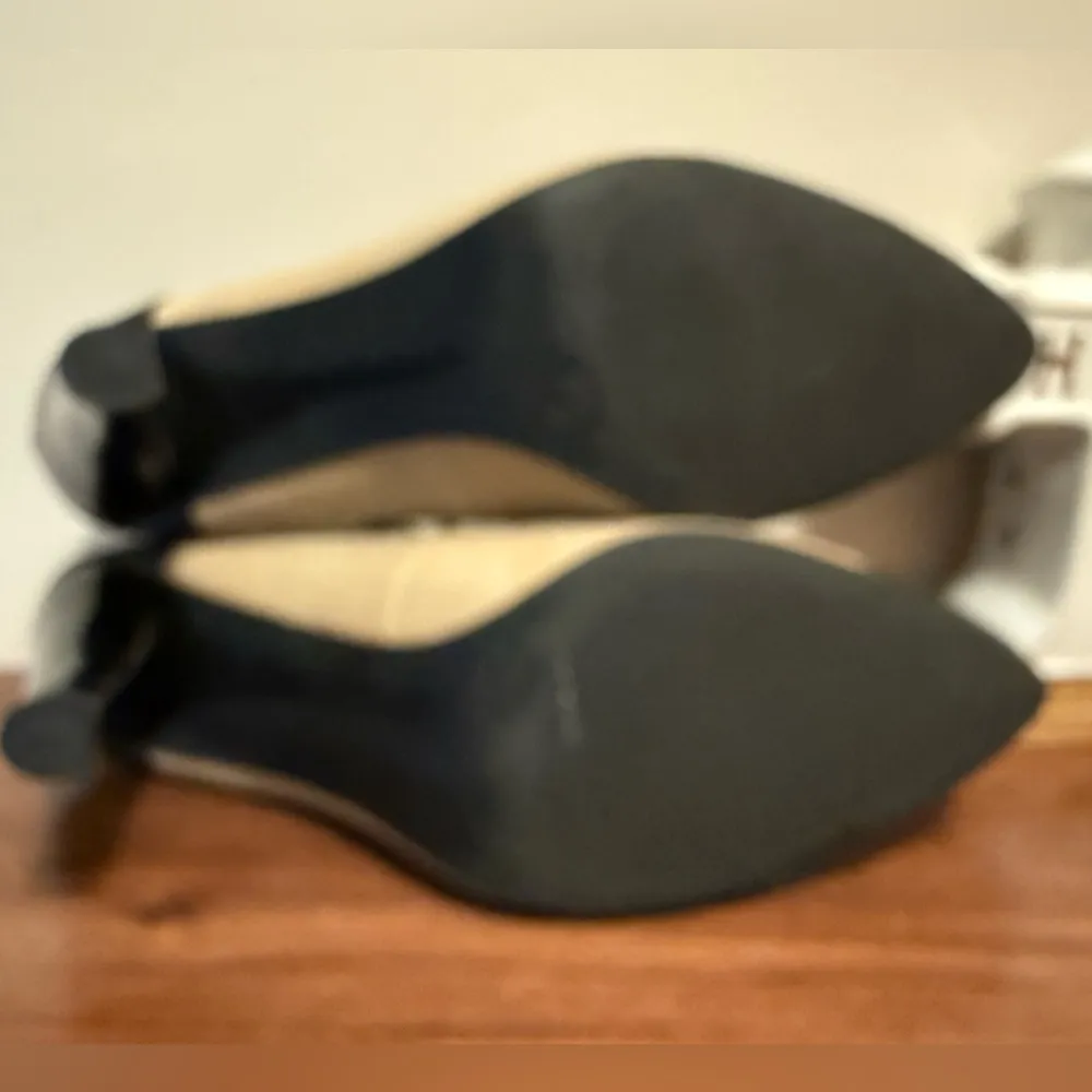 Mossimo Black and Cream Classic Heels size 10 - Image 12