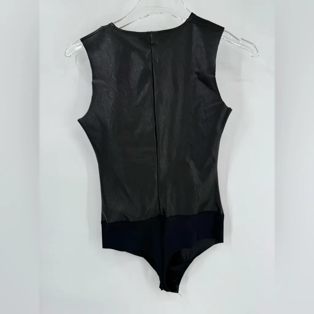 Commando
Faux Leather V-Neck Bodysuit size small - Image 6
