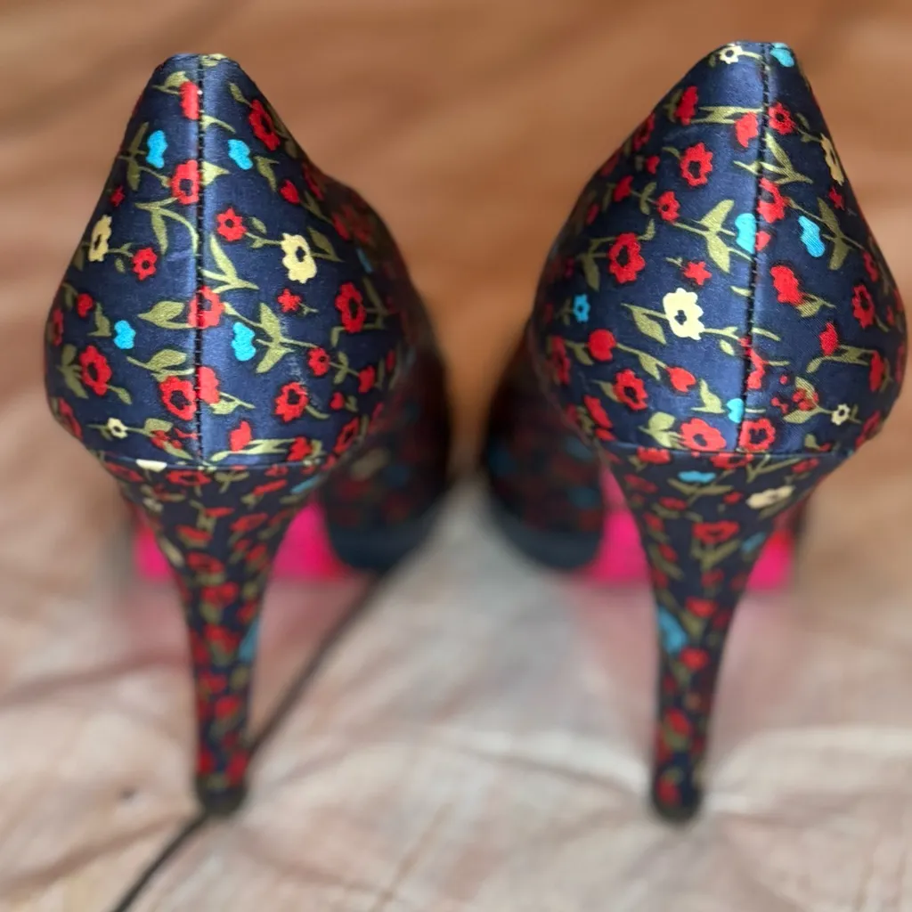Betsy Johnson Rosy II Satin Shoes Pumps Size 8.5M Floral Navy D’orsat Heels - Image 2