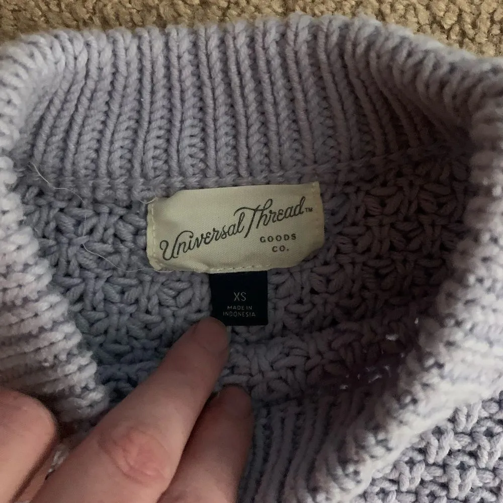 Purple sweater size xs Universal Thread - Image 3