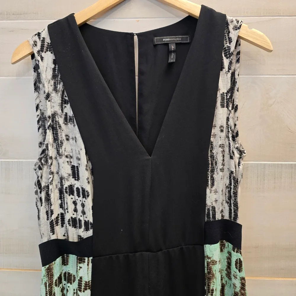 {M} BCBGMAXAZRIA Maxi Dress Green Black White - Image 4