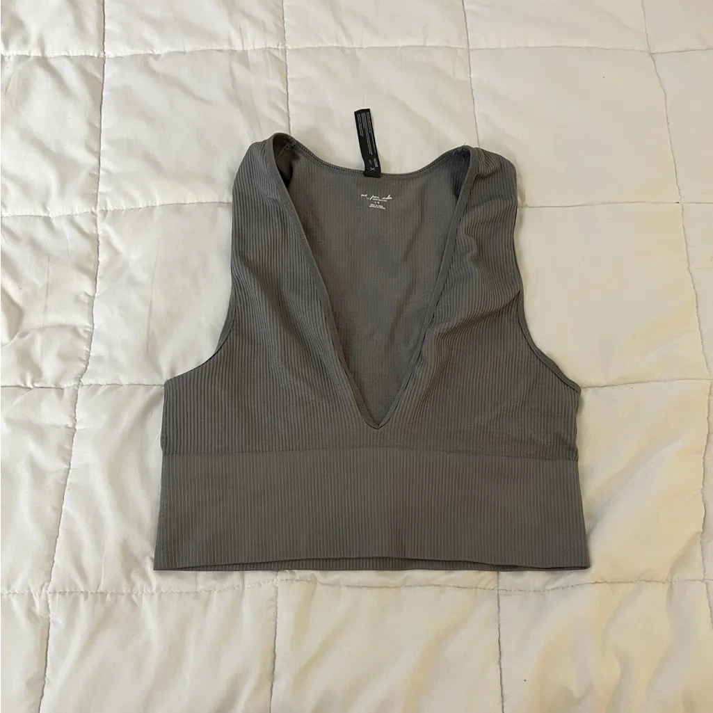 Urban Outfitters Out From Under Haley Ribbed Plunge Cropped Tank Size Large - Image 2