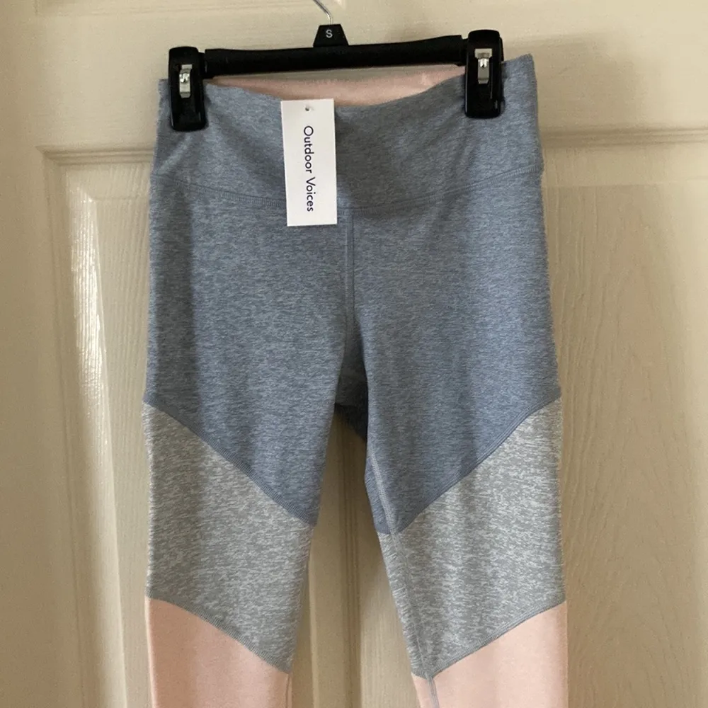 NEW Outdoor Voices 7/8 Springs Leggings Pants Lake Dove Rose Quartz Size XS NWT - Image 3