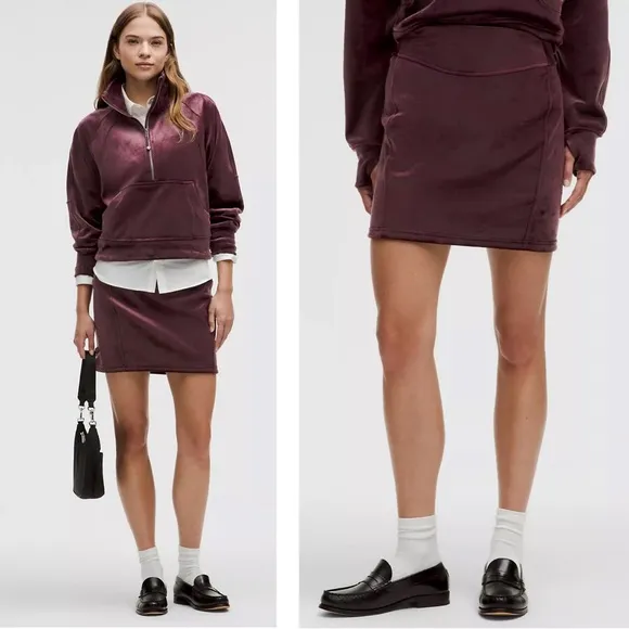 NWT Lululemon Scuba High-Rise Mini Skirt Velvet; Size L Color: Garnet - Image 2