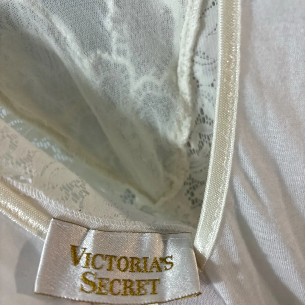 Vintage Victoria’s Secret 80s/early 90s ivory white nightgown lace. Small, bride - Image 8