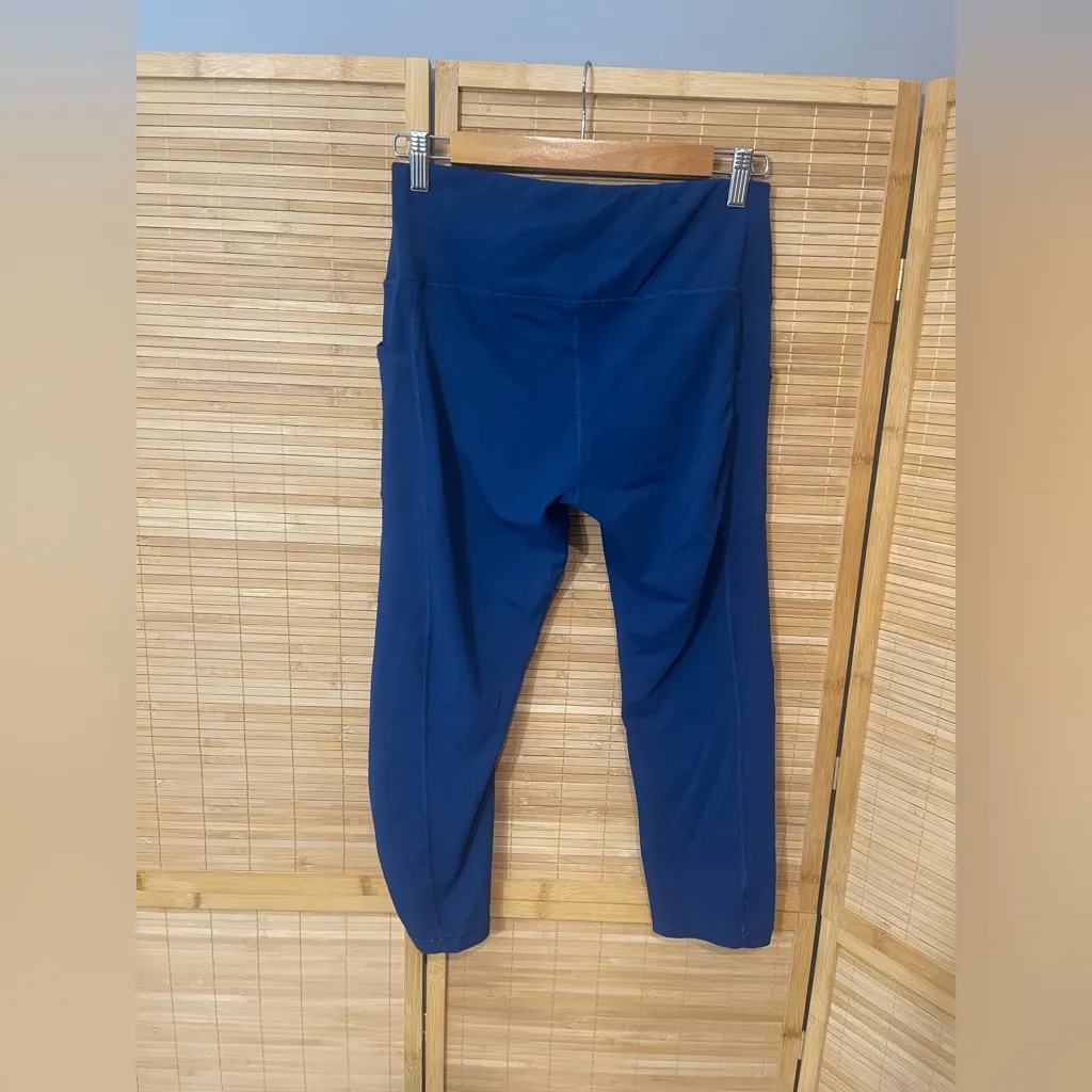 Beverly Hills Polo Club dark blue leggings with pockets woman’s large EUC - Image 3