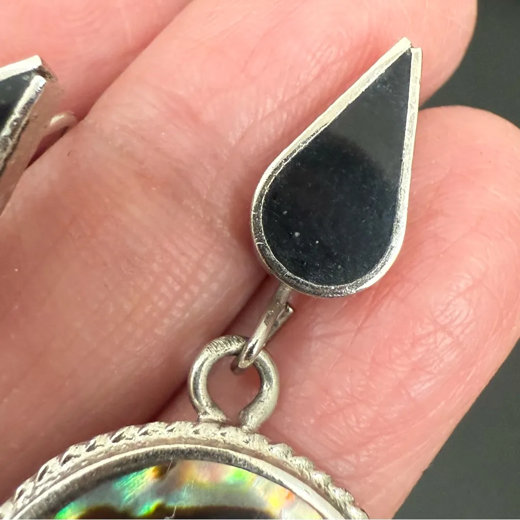 Vintage Unsigned Handcrafted Silver Abalone Shell Black Onyx Dangle Earrings - Image 11