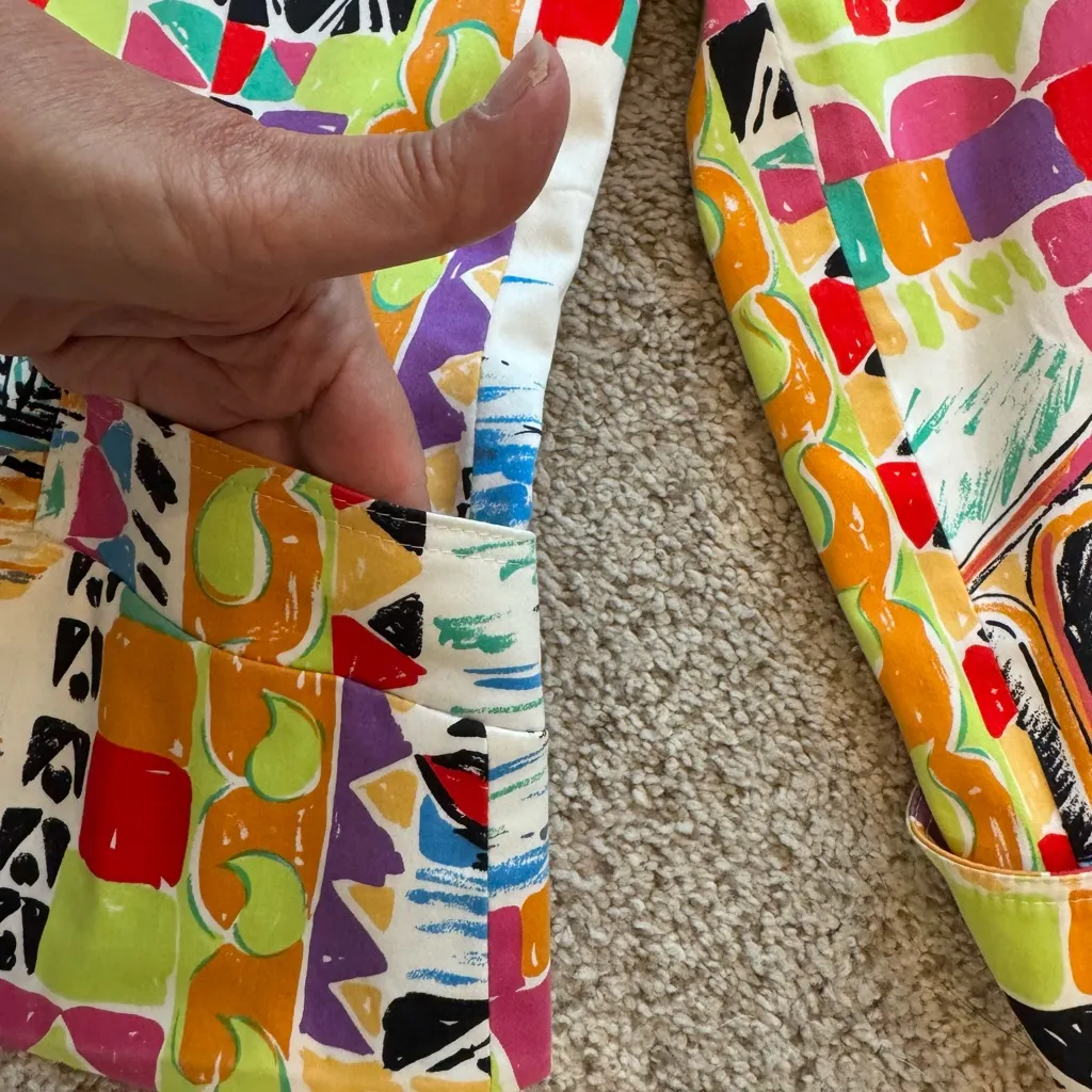 Harvé Benard Art to Wear Vintage-Inspired Elsbeth Blazer Petite 2P Bold Print - Image 5