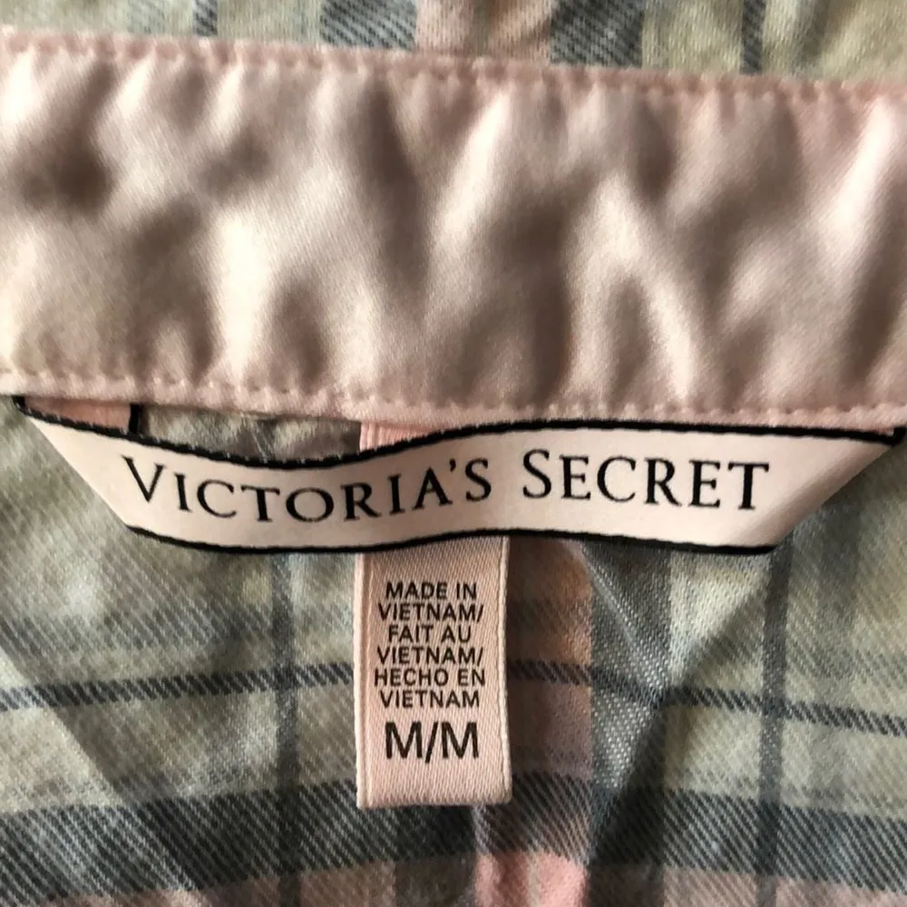 Victoria's Secret Sparkly Button Down Pajama Top M - Image 13