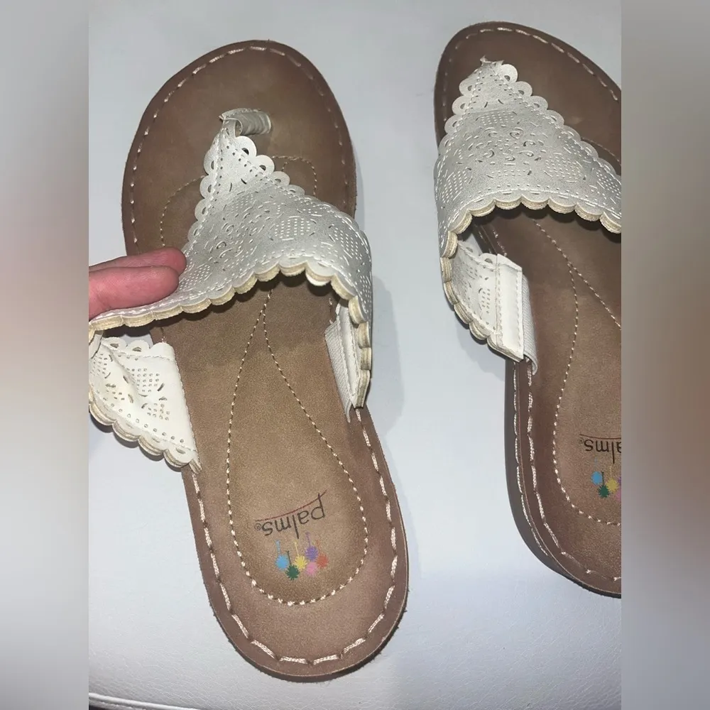PALMS Women’s 10 Perforated Thong Sandals White on Brown Flip Flop Slip On Comfy - Image 8