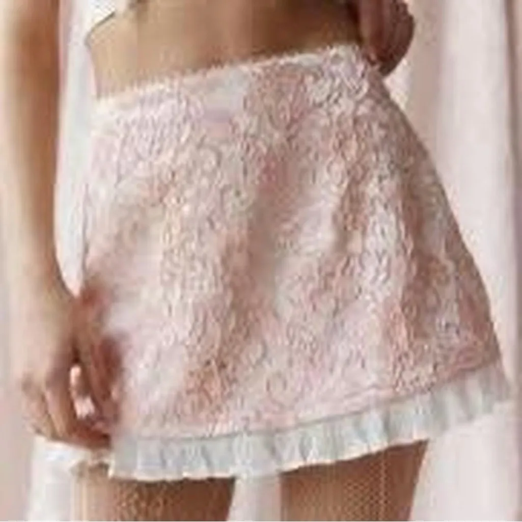 Kimchi Blue Maria Jacquard Mini Ruffle Skirt - Image 2