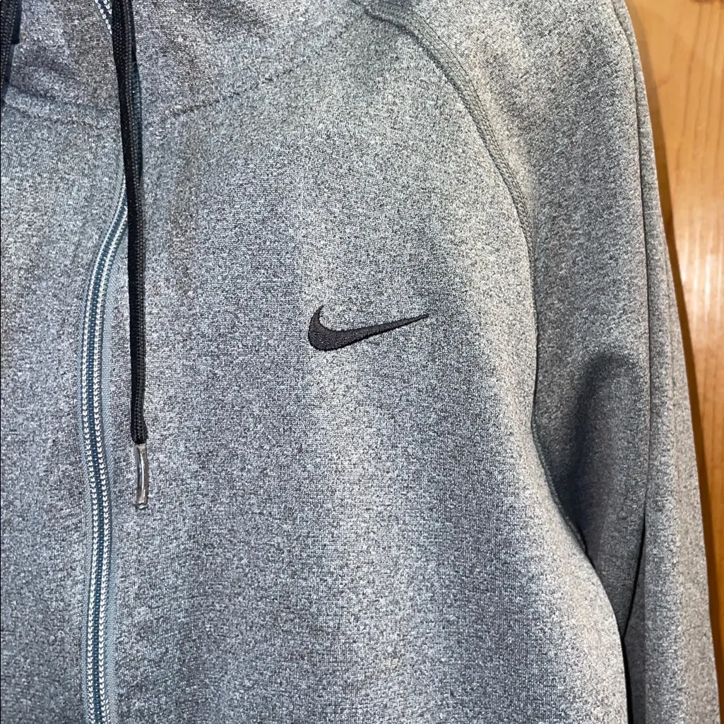 Nike Women's Heather Gray Full-Zip Hoodie zip up hoodie size medium dri fit - Image 2