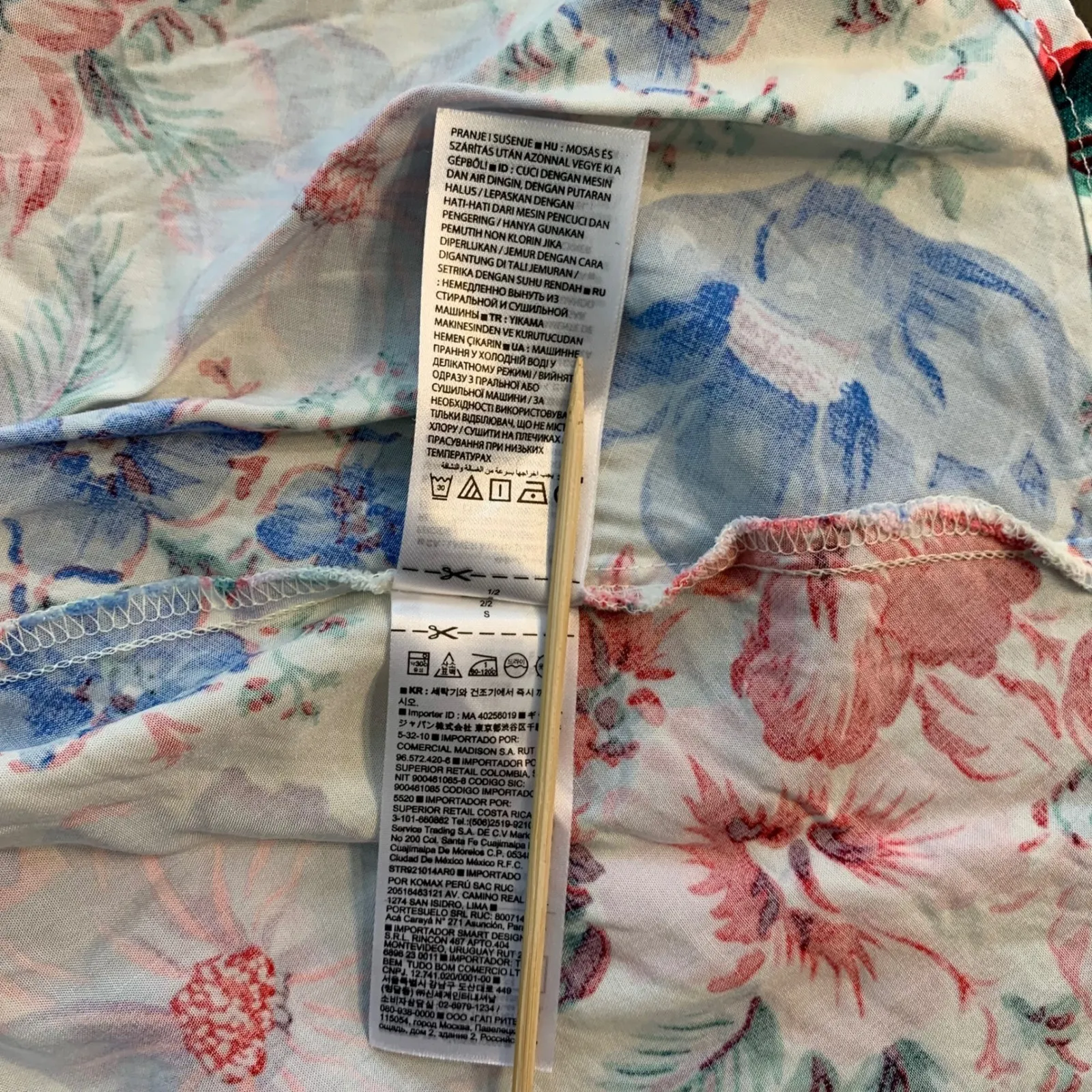 GAP Women's Slip Dress Floral Print Smocked Camisole White Blue Pink Size S - Image 6