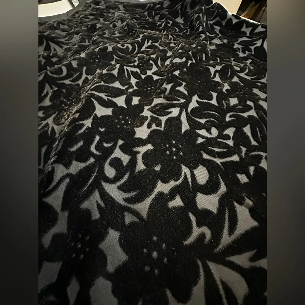 Brixon Ivy Black Velvet Floral Halter Tank Top With Button‎ Neck Closure XL - Image 4