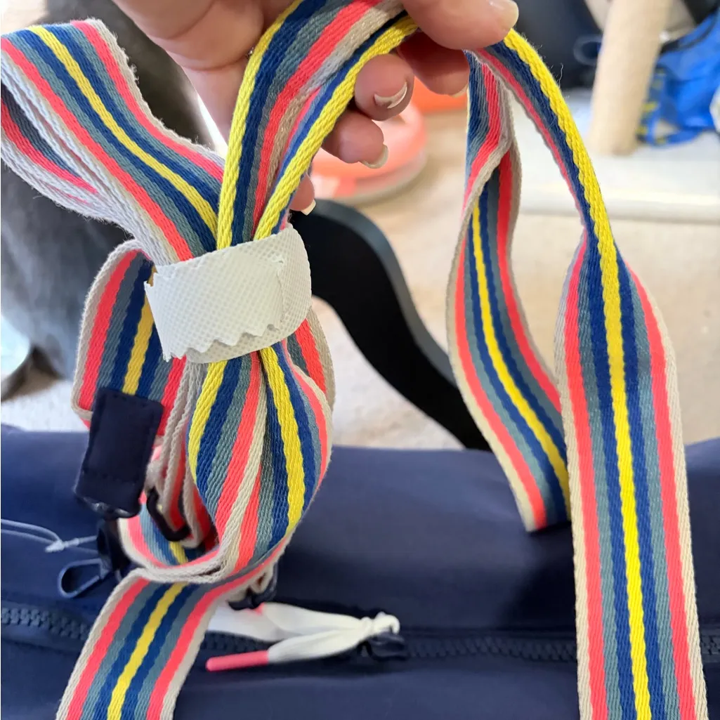 Wildfox  Navy Duffle NWT - Image 6