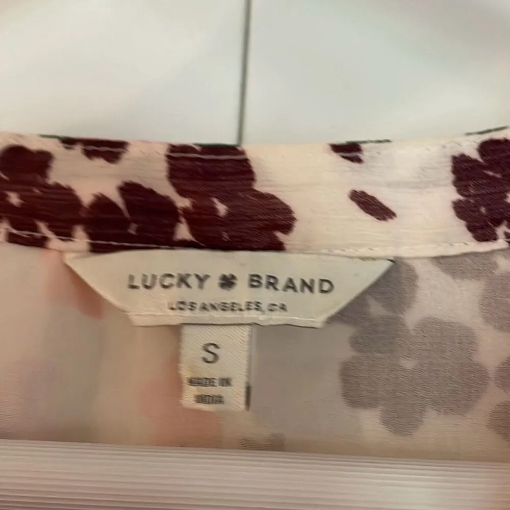 Lucky Brand floral flowy short sleeve blouse size small - Image 4