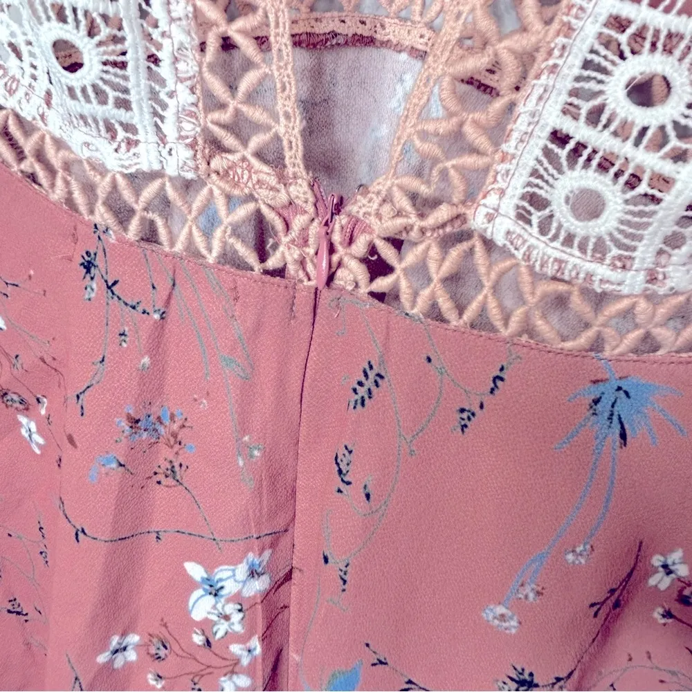 Hello Molly Floral Crochet Dress Size 8 or US 4 - Image 10