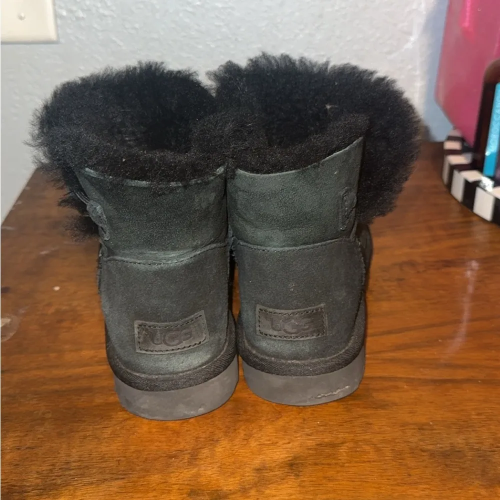 UGG  Mini Bailey Button Boots - Image 3